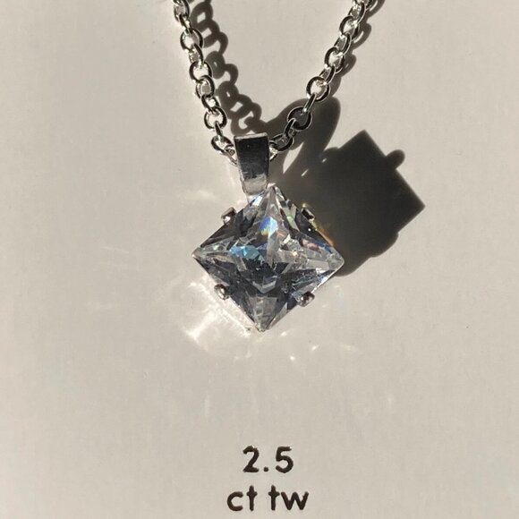 New cubic zirconia pendant silver tone 18” necklace jewelry - Picture 6 of 7